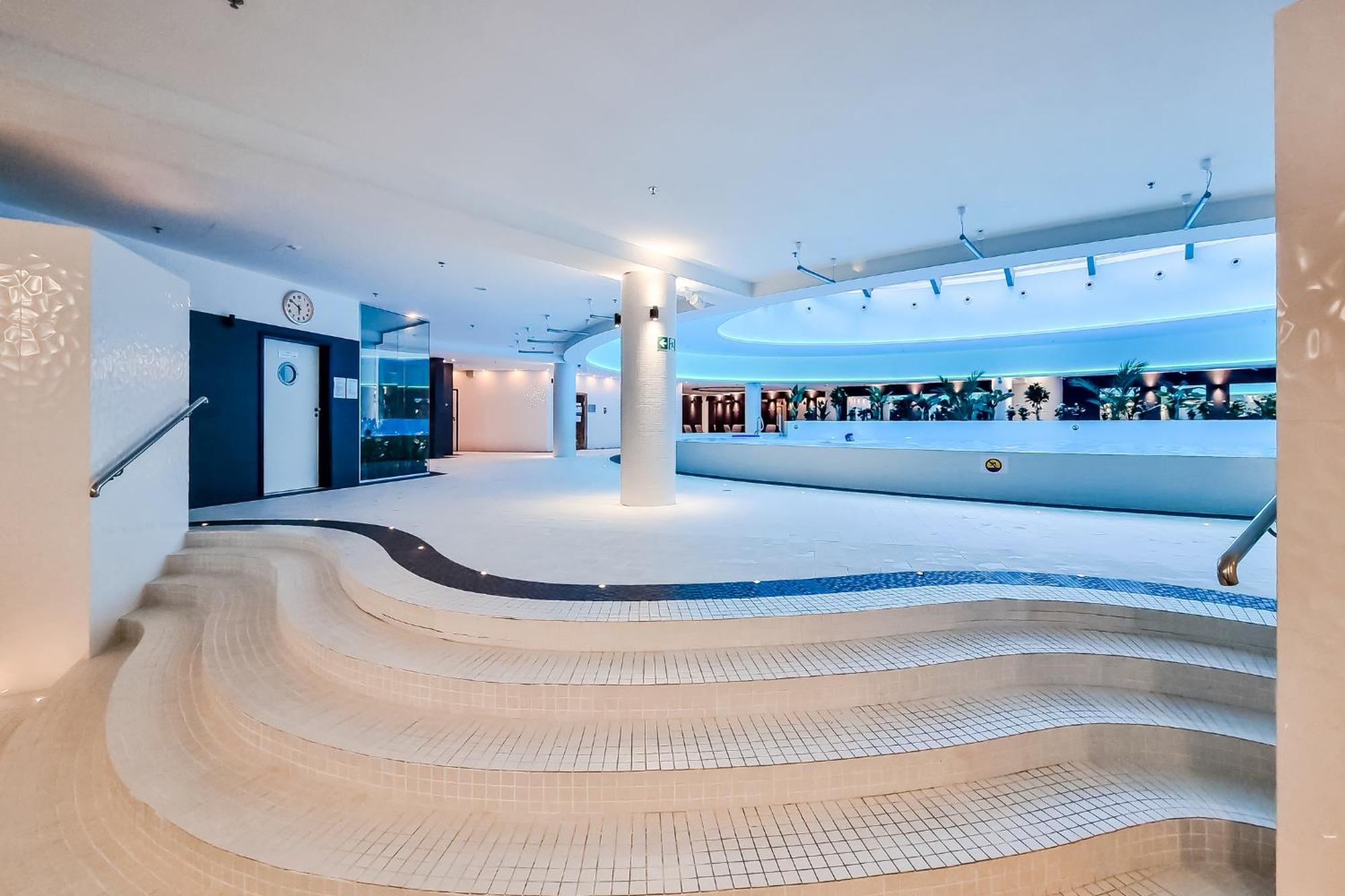 Hanza Tower Apartment No. 533 - 5Th Floor, Balcony, Swimming Pool Szczecin Bagian luar foto